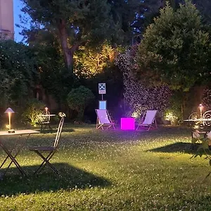 Riari Garden Bed and breakfast Roma